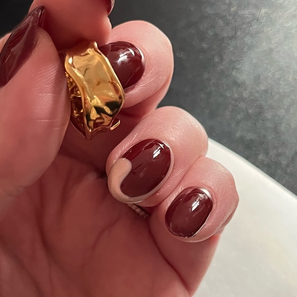 Hammered 18K Gold Vermeil Ring - Bruna the label - Picture 4 of 4